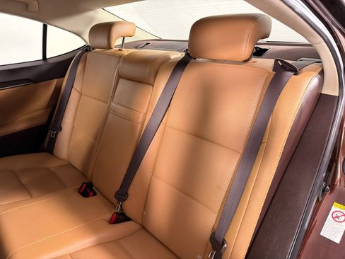 Used 2016 Lexus ES 350 w/ Premium Package w/Wood Trim FWD image 20