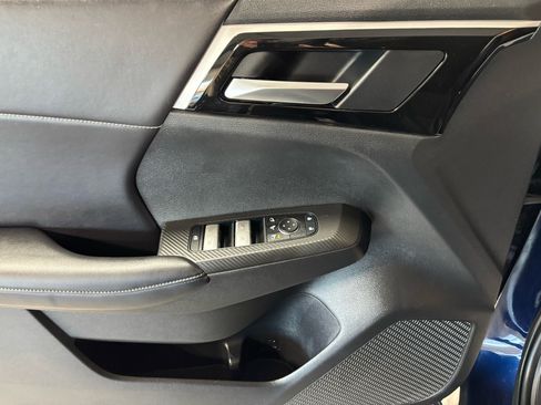 Used 2023 Mitsubishi Outlander SE Black Edition image 22