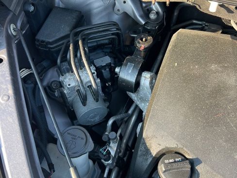 Used 2017 Toyota Sienna LE image 47