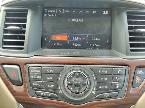 Used 2019 Nissan Pathfinder Platinum FWD image 25