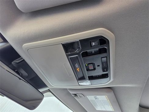 Used 2023 Toyota Tundra Limited image 28