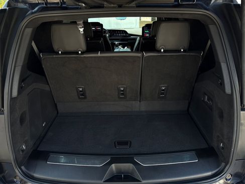 Certified 2024 Cadillac Escalade Premium Luxury Platinum image 13