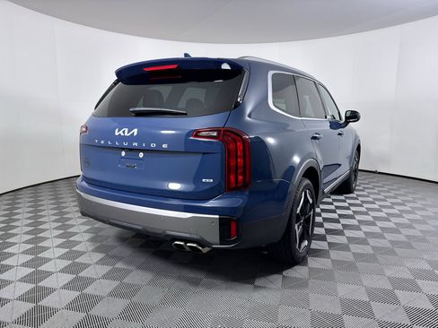 Used 2025 Kia Telluride S AWD/4WD image 19