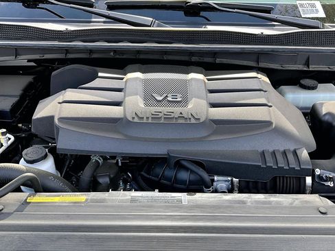 Certified 2024 Nissan Titan SV w/ SV Bronze Edition Package image 29
