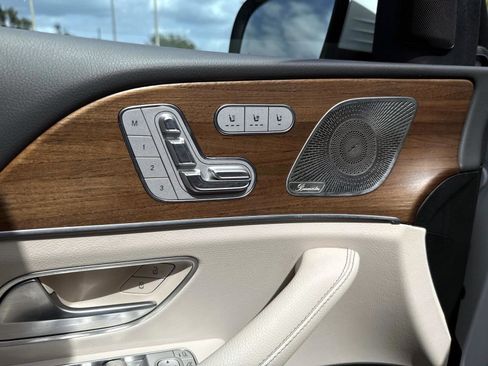 Certified 2024 Mercedes-Benz GLE 450 4MATIC image 18