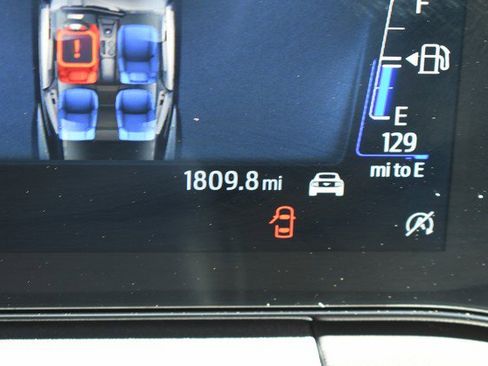 Used 2024 Ford Mustang GT Premium image 32