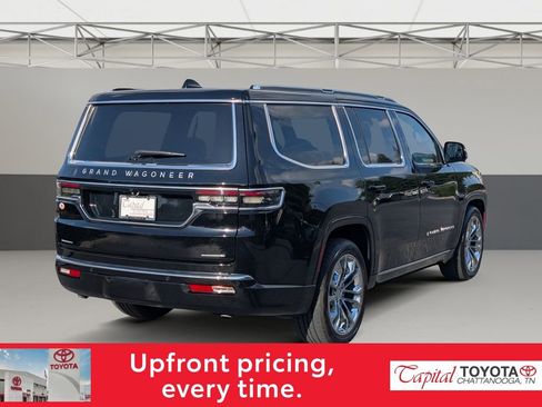 Used 2022 Jeep Grand Wagoneer Series II image 7