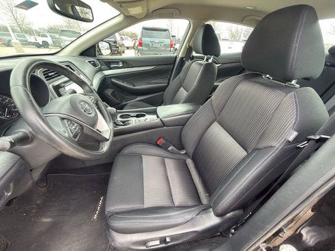 Used 2017 Nissan Maxima 3.5 S image 6