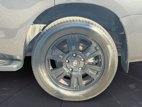 Used 2019 Toyota Sequoia TRD Sport w/ TRD Sport Premium Package image 33