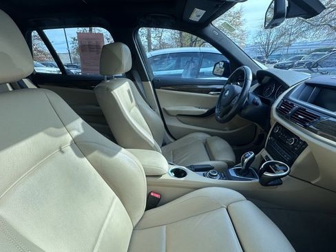 Used 2015 BMW X1 sDrive28i image 6