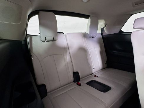 New 2026 INFINITI QX60 Luxe w/ Cargo Package image 36