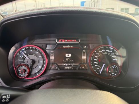 Used 2022 RAM 1500 Rebel AWD/4WD image 13