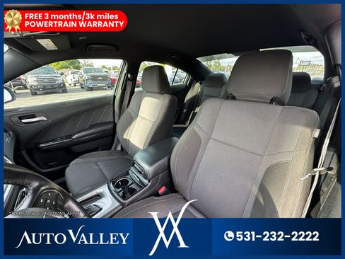 Used 2020 Dodge Charger SXT w/ Blacktop Package RWD image 12