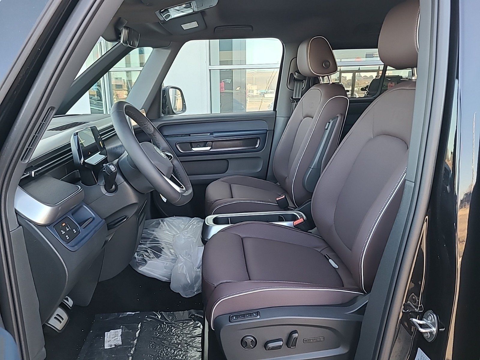 New 2025 Volkswagen ID. Buzz Pro S RWD image 24