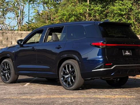 New 2026 Lexus TX 500h AWD w/ Technology Package image 7