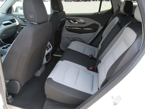 Used 2024 GMC Terrain SLE w/ Driver Convenience Package image 29