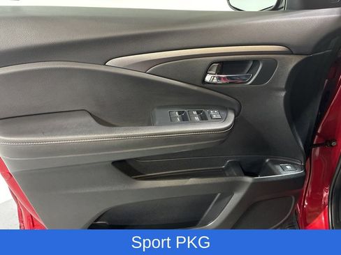 Used 2024 Honda Ridgeline Sport image 18