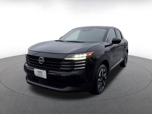 Used 2025 Nissan Kicks SV image 7