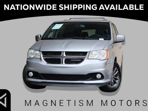 Used 2017 Dodge Grand Caravan SXT FWD image 1