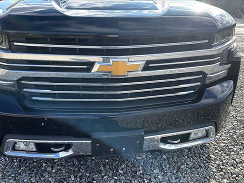 Used 2019 Chevrolet Silverado 1500 High Country image 27
