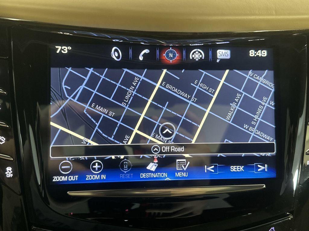 Used 2018 Cadillac Escalade Platinum AWD/4WD image 17