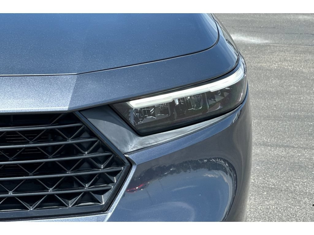 Used 2023 Honda Accord LX image 45