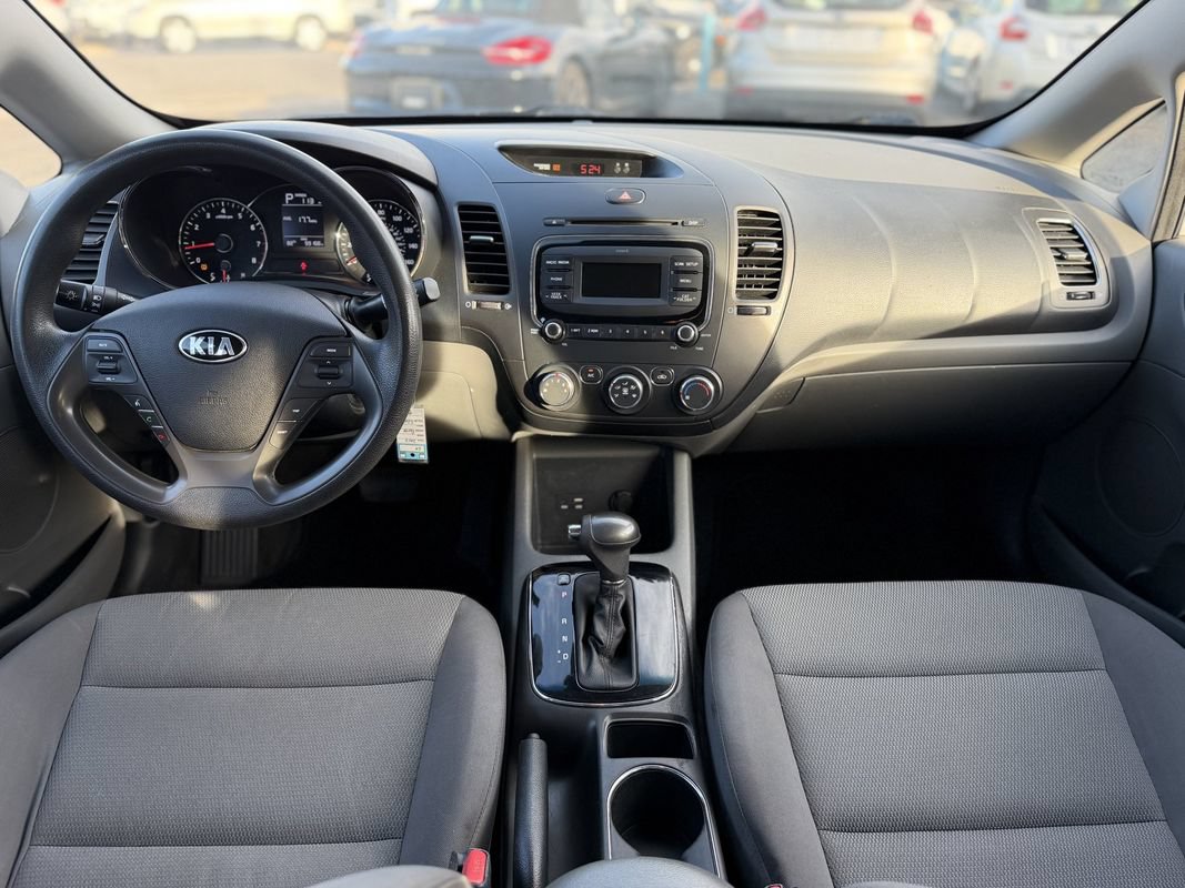Used 2017 Kia Forte LX FWD image 15