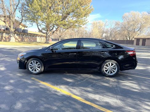 Used 2015 Toyota Avalon XLE image 5