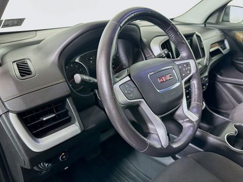 Used 2019 GMC Terrain SLE w/ Driver Convenience Package image 9