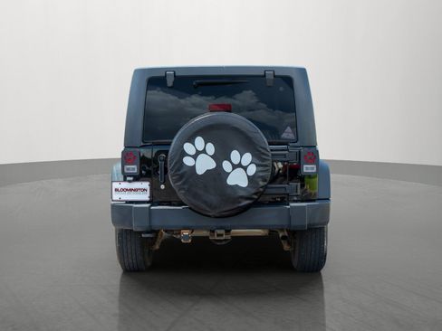Used 2012 Jeep Wrangler Unlimited Sport AWD/4WD image 6
