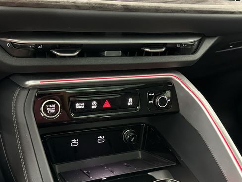 Certified 2025 Audi Q5 Premium w/ Convenience Package AWD/4WD image 21