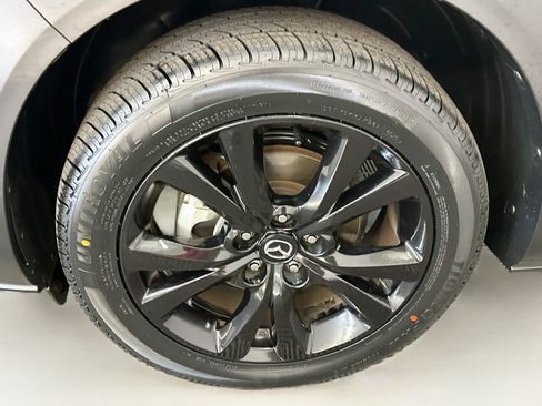 Used 2025 MAZDA CX-30 AWD 2.5 S w/ Preferred Package image 11