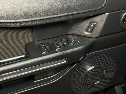 Used 2019 Ford Expedition Max XLT image 32