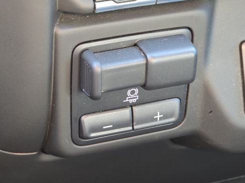 Used 2025 Chevrolet Silverado 2500 Custom w/ Custom Value Package AWD/4WD image 11