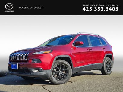 Used 2018 Jeep Cherokee Latitude Plus w/ Comfort/Convenience Group