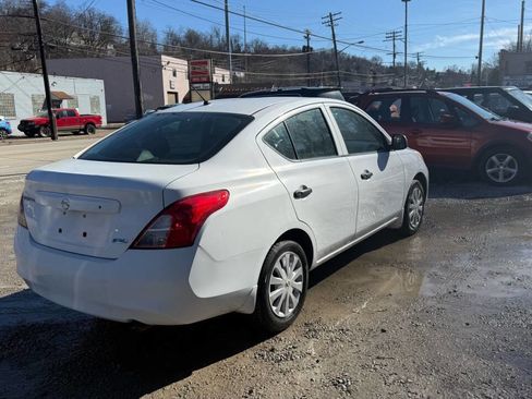 Used 2012 Nissan Versa S w/ Cruise Control Pkg image 14