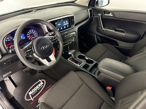 Used 2021 Kia Sportage LX AWD/4WD image 15