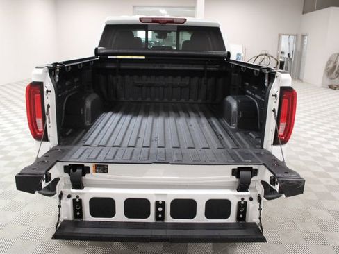 Used 2023 GMC Sierra 1500 Denali w/ Technology Package image 15