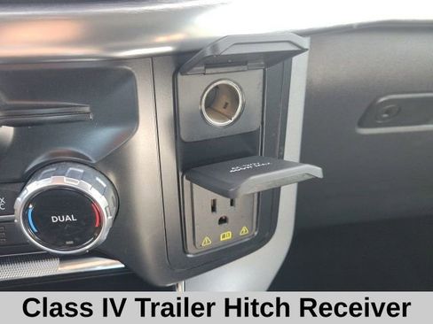 Used 2023 Ford F150 Lariat image 13