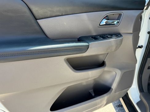 Used 2017 Honda Odyssey EX-L image 14