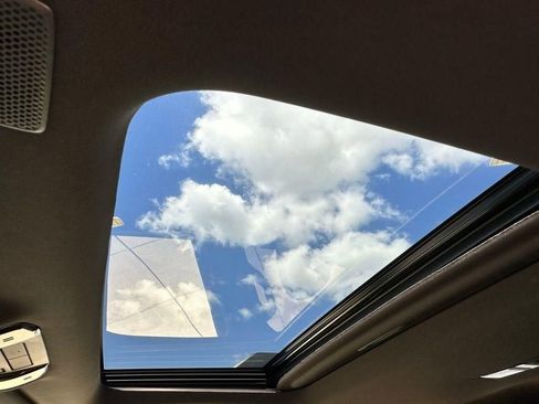 Used 2024 Lexus GX 550 image 10