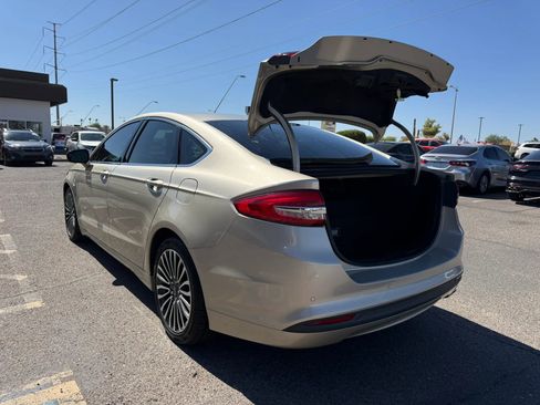Used 2017 Ford Fusion Energi SE FWD image 43