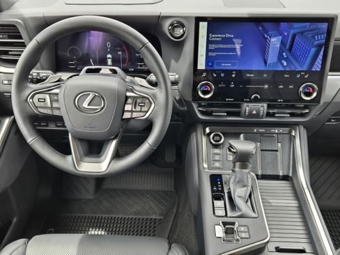 Certified 2026 Lexus GX 550 AWD/4WD image 24