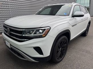 Used 2022 Volkswagen Atlas Cross Sport SE video 1