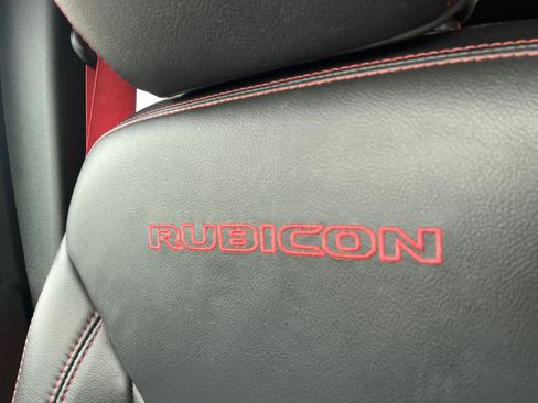 Used 2018 Jeep Wrangler Unlimited Rubicon AWD/4WD image 26