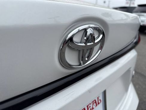 Used 2022 Toyota Corolla LE FWD image 30