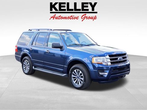 Used 2016 Ford Expedition XLT image 1