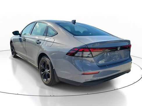 Used 2025 Honda Accord SE image 3