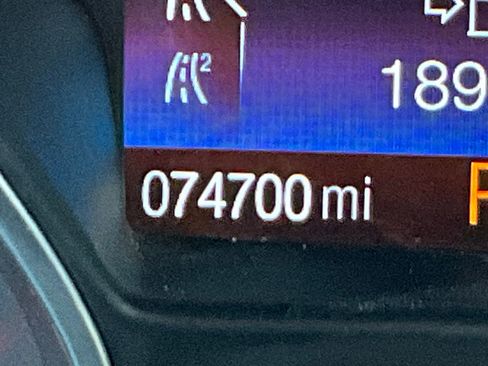 Used 2019 Ford Escape Titanium w/ U9j03 - Titanium Tow Package image 17