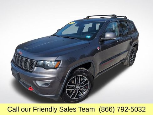 Used 2018 Jeep Grand Cherokee Trailhawk image 1